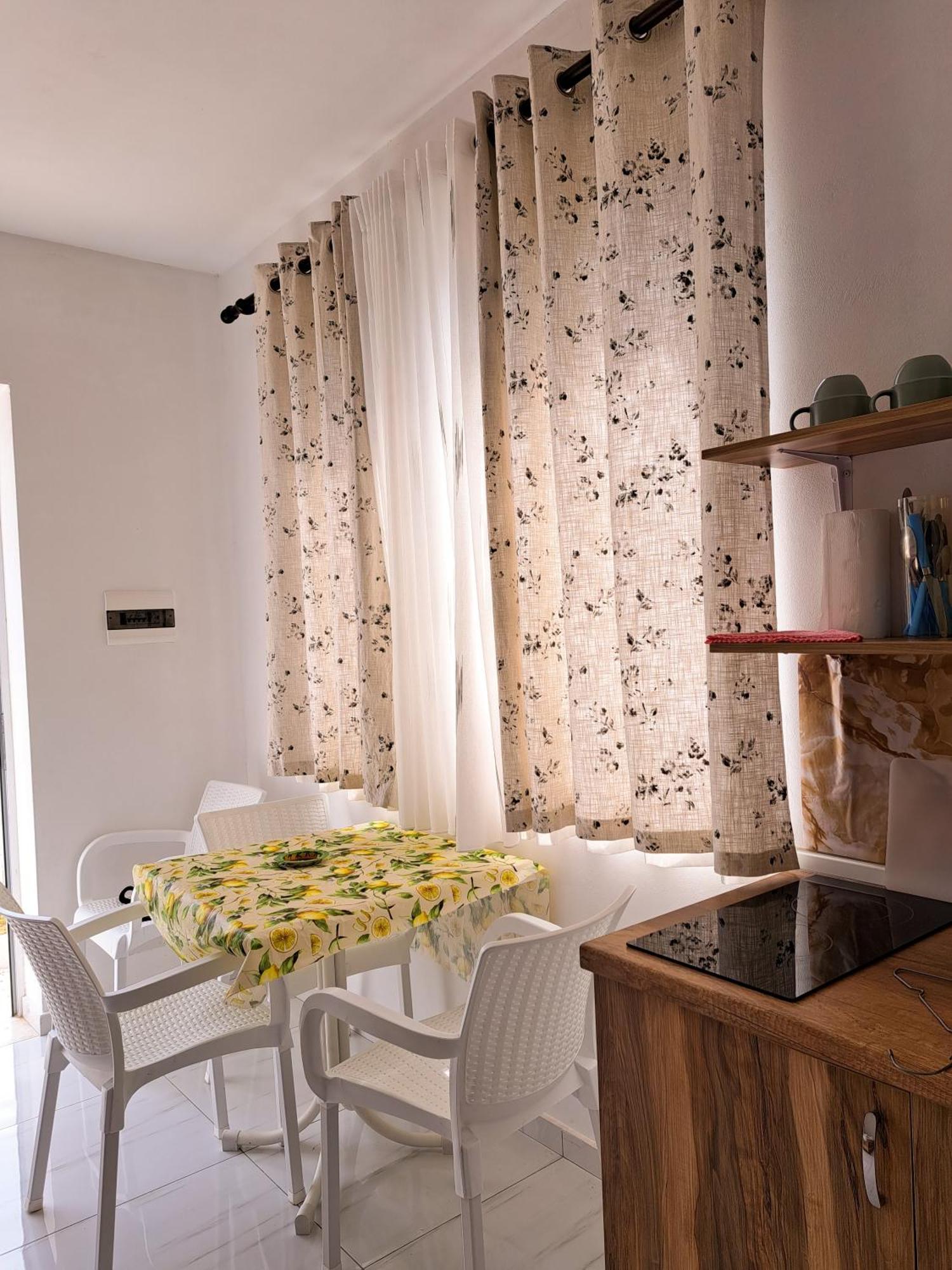 Troi Beach House Vlorë Pokoj fotografie